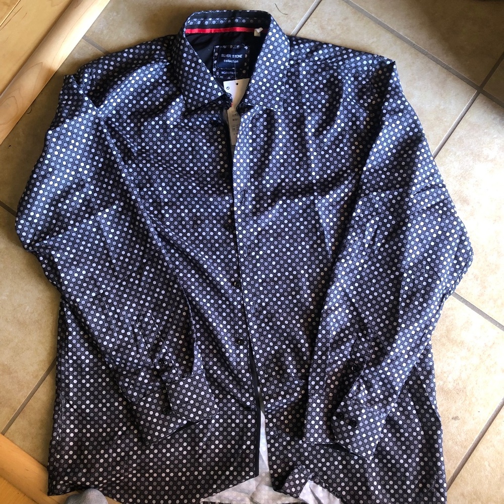 Men’s Silver Stone Collection long sleeve shirt